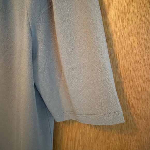 RW & Co. short sleeved blouse - Picture 5 of 10